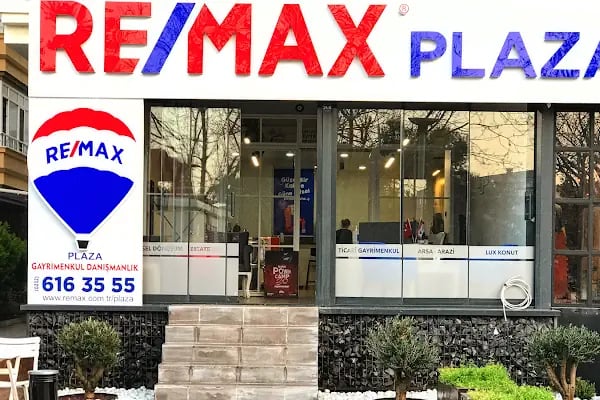 REMAX Plaza Gayrimenkul - Resim 2