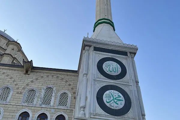 Taşoluk Yeşil Cami - Resim 12