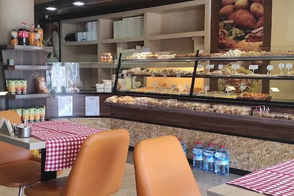 Güneli Pastanesi - Resim 3