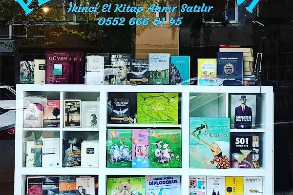 Petunya Kitabevi - Resim 13