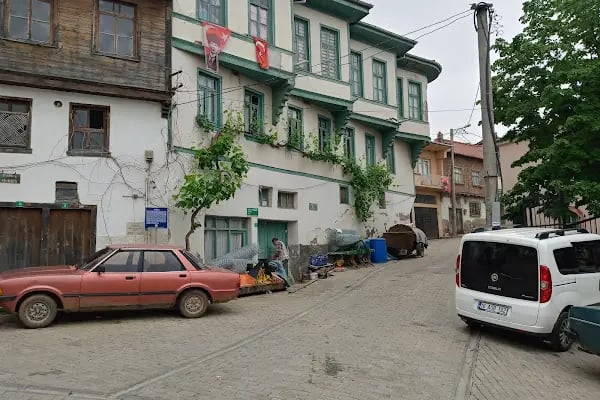 T.C Cumhurbaşkanlığı Celal Bayar Anıtı, Kütüphane ve Müzesi - Resim 11