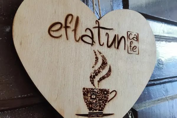 Eflatun cafe - Resim 6