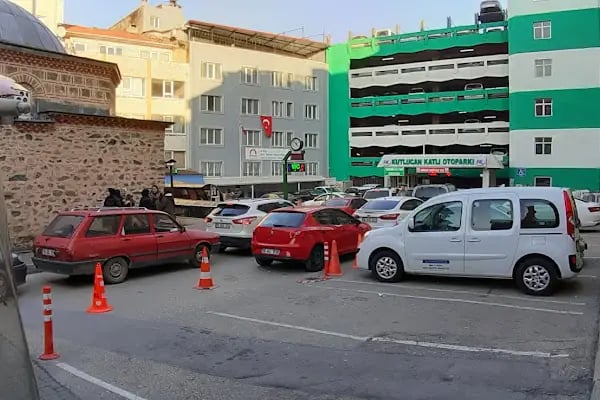 KUTLUCAN KATLI OTOPARK - Resim 18