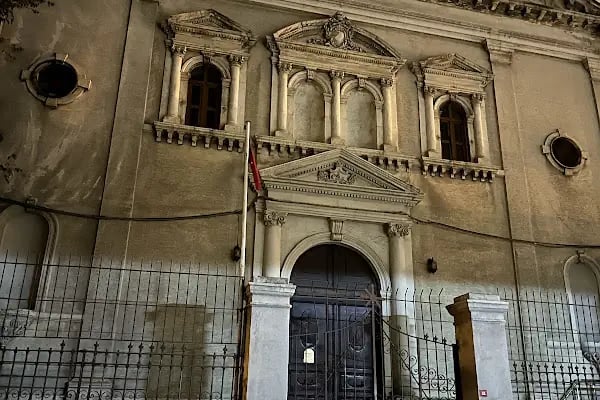 Meryem Ana Rosairo Kilisesi - Resim 12