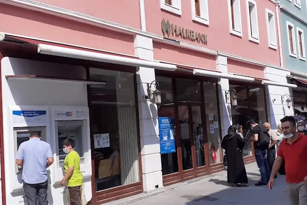 Halkbank Uzunçarşı Şubesi - Resim 5