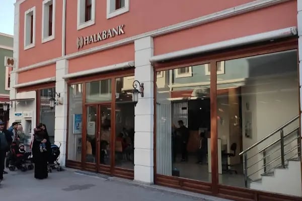 Halkbank Uzunçarşı Şubesi - Resim 6