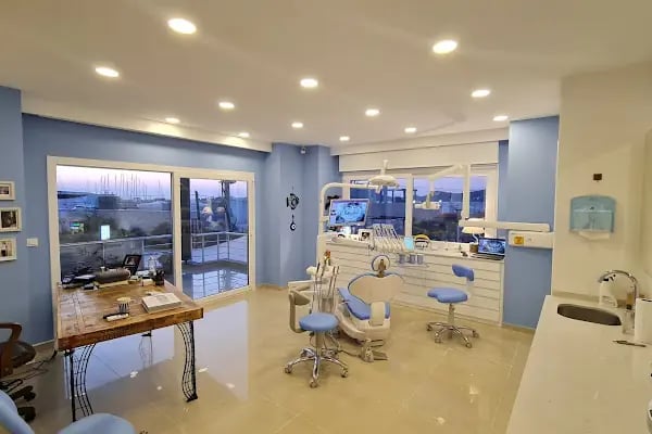 Diş Hekimi Murat Çolpan - Bodrum - Resim 1