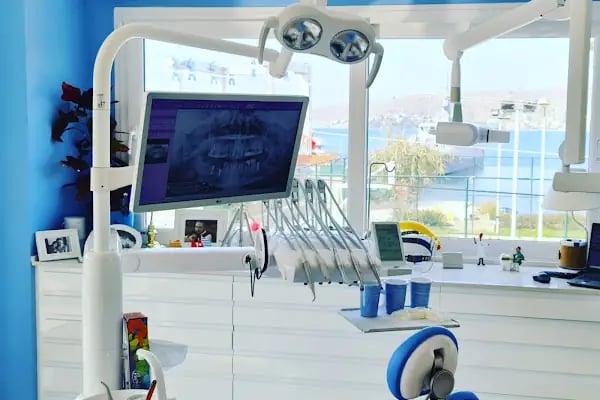 Diş Hekimi Murat Çolpan - Bodrum - Resim 11