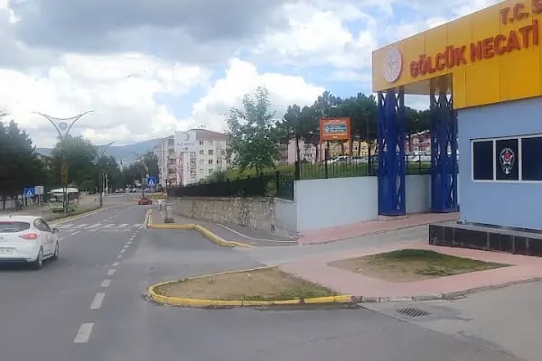Gölcük Necati Çelik Devlet Hastanesi Semt Polikliniği - Resim 10