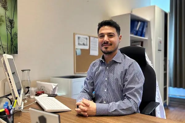 Op. Dr. Tiber Menteşe - Resim 3