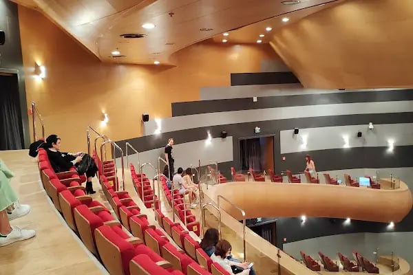 İzmir Devlet Opera ve Balesi Necdet Aydın Sahnesi - Resim 2