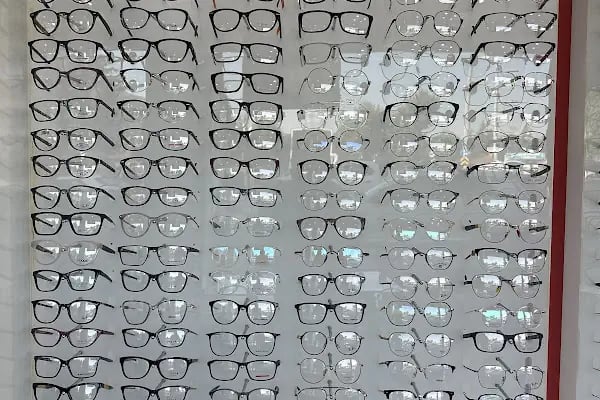 Akşehir Optik Ve Lens - Resim 9