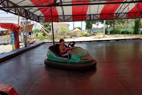 Erdemli Lunapark - Resim 2