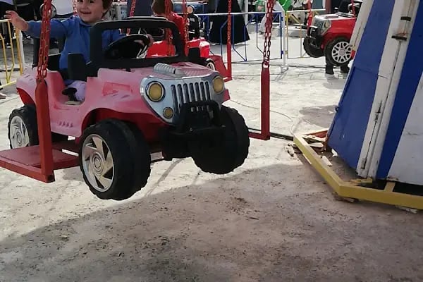 Erdemli Lunapark - Resim 12