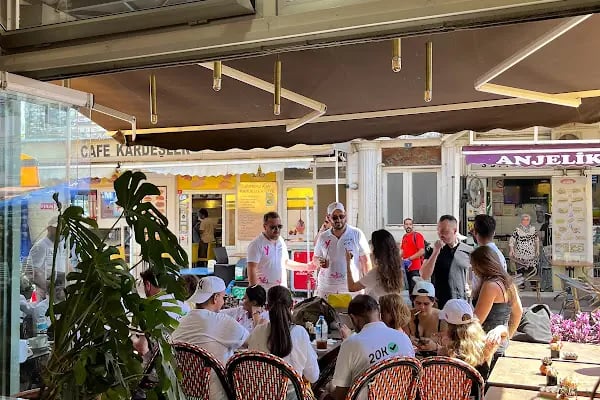 Jai Faim Cafe - Resim 2