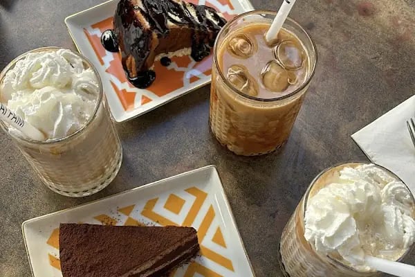 Jai Faim Cafe - Resim 9