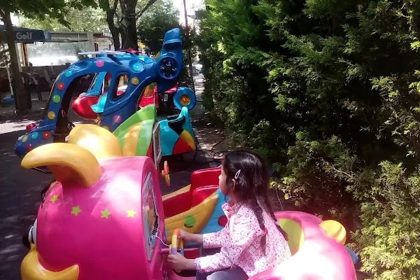 Uğur Mumcu Parkı - Resim 6