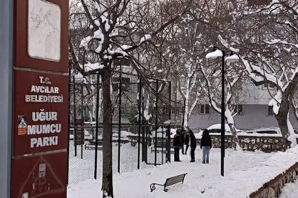 Uğur Mumcu Parkı - Resim 9