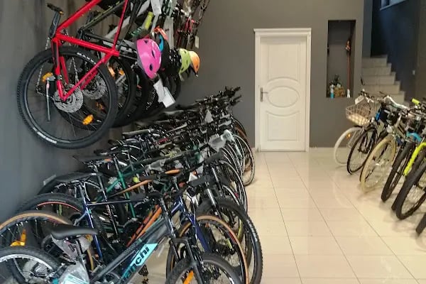 BIKE AND MORE - Resim 3