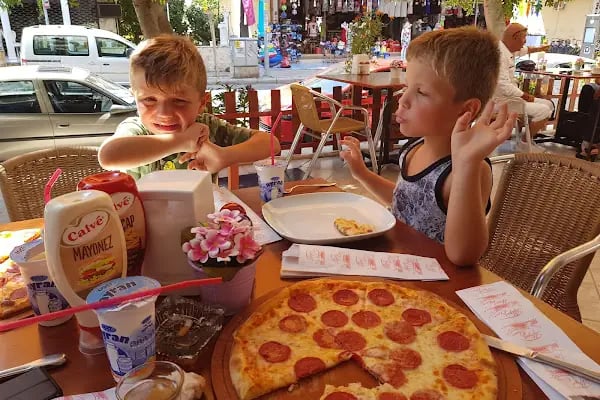 PİZZA Cafe 42 - Resim 14