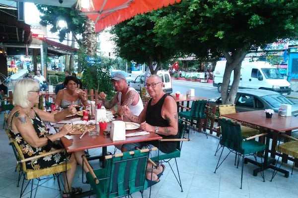 PİZZA Cafe 42 - Resim 9