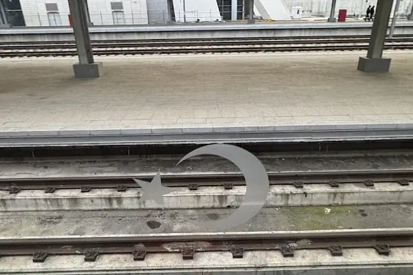 Ankara Tren Garı - Metro İstasyonu - Resim 5