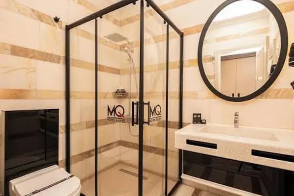 MQ Hotel - Resim 8