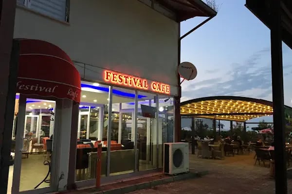 Festival Kafe - Resim 16