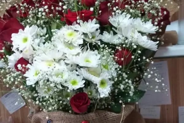 Ivy istanbul Flowers&amp;Cafe - Resim 18