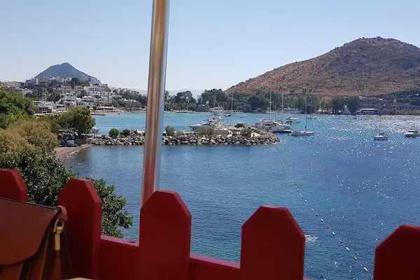 Bodrum Bunker Cafe &amp; Bistro - Resim 14