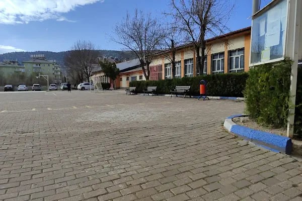 Serüstad Mesleki ve Teknik Anadolu Lisesi - Resim 4