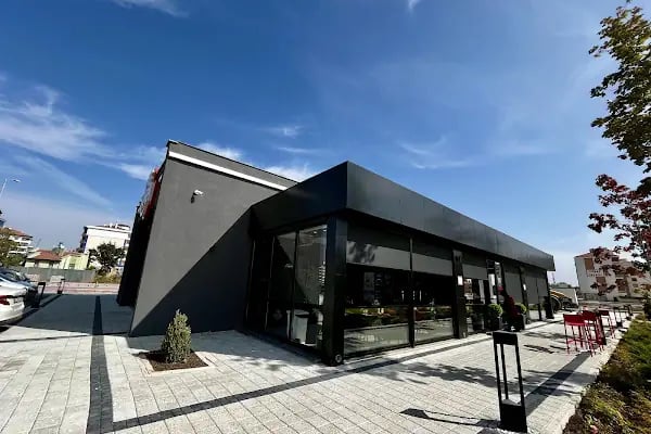 ShapeSphere Cafe & Events - Resim 9