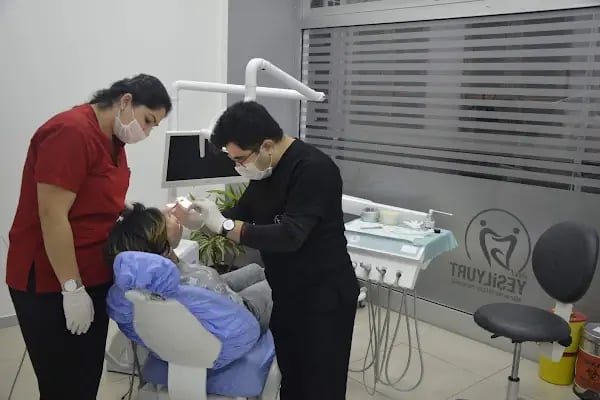 Özel Yeşilyurt Ağız Ve Diş Sağlığı Polikliniği - Resim 16