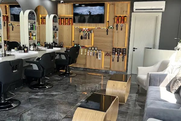 By Hüseyin Kesici barber shop - Resim 20