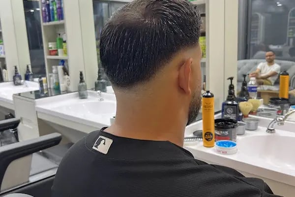 By Hüseyin Kesici barber shop - Resim 8
