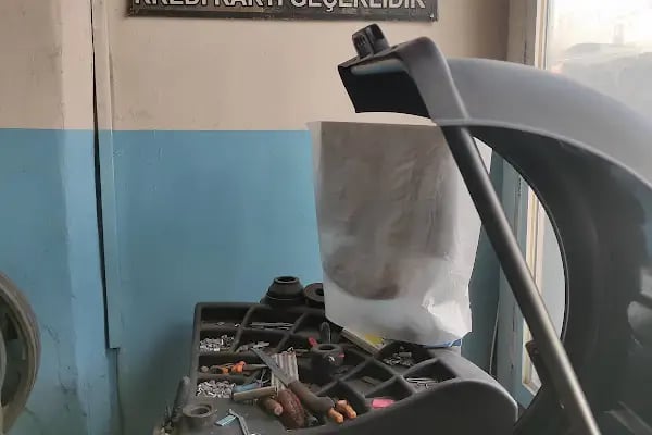 Kars Lastikçi BİLGİR OTO LASTİK TAMİRİ SATIŞ BALANS SERVİSİ(Auto Tıre)Kars Lastik - Resim 5