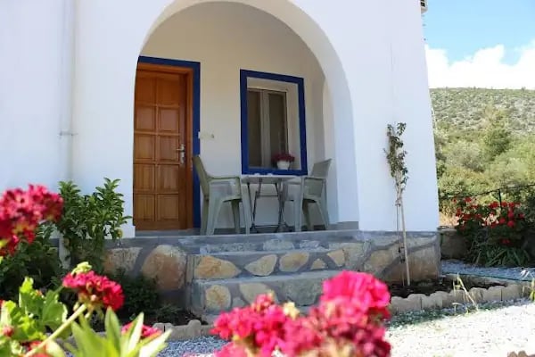 Yalıyanı Pansiyon - Resim 6