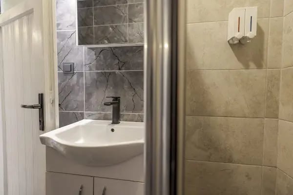 Yalıyanı Pansiyon - Resim 8