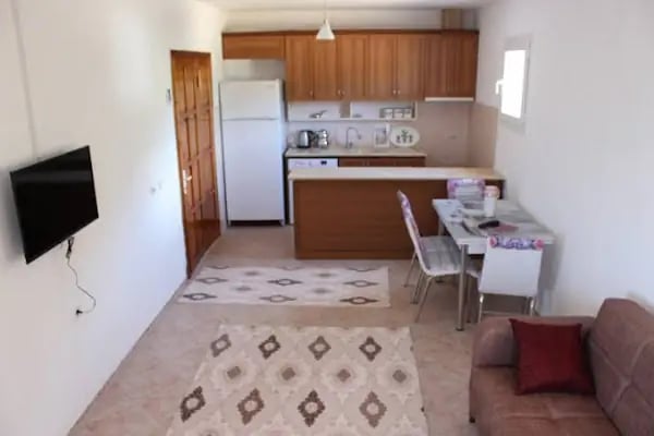 Yalıyanı Pansiyon - Resim 13