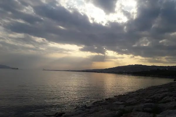 Kocaeli Büyükşehir Belediyesi Otopark - Resim 4