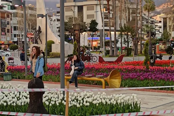 Alanya Belediye Parkı - Resim 12