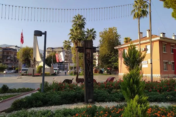 Alanya Belediye Parkı - Resim 19