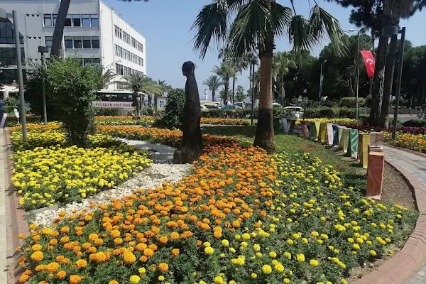 Alanya Belediye Parkı - Resim 13