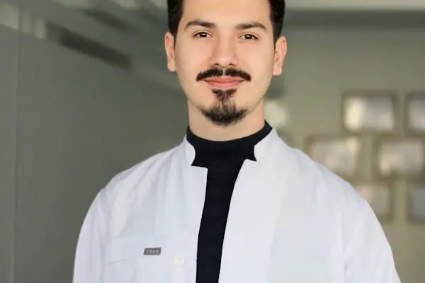 Diş hekimi Elnaz Yıldız muayenehanesi - Resim 9