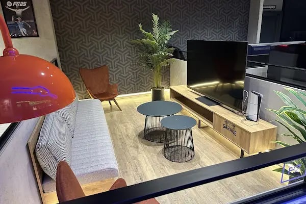 Garage Game Esport Center - Resim 4