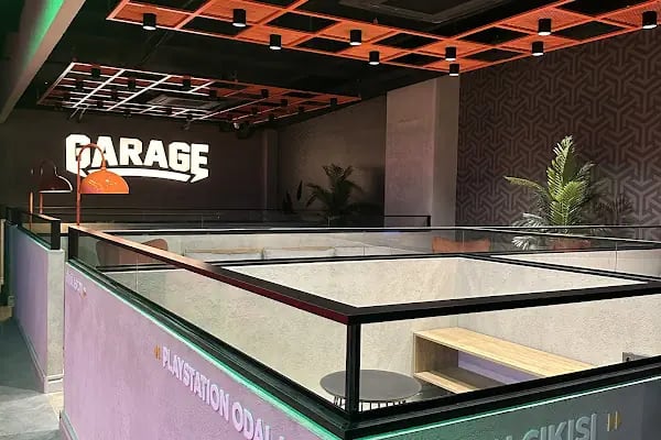 Garage Game Esport Center - Resim 3
