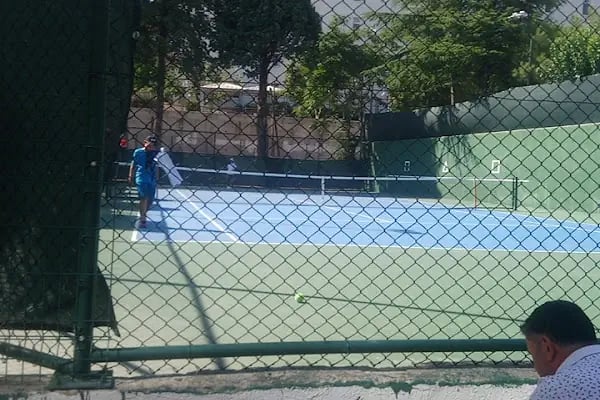 Demirci Tenis Kortları - Resim 18