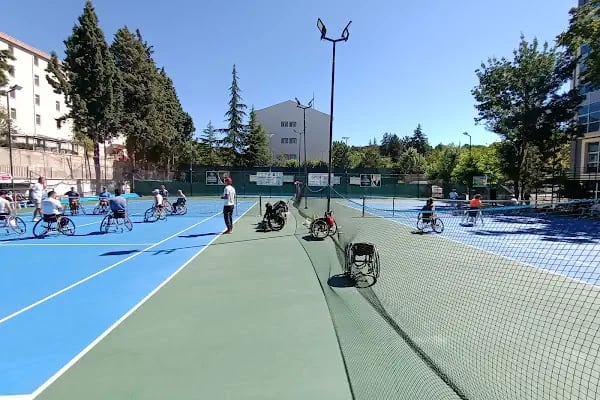 Demirci Tenis Kortları - Resim 7