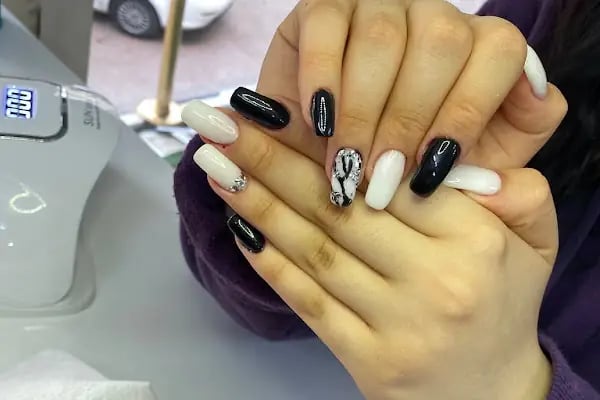 Özgür Çiftegöz Hair &amp; Make Up - Avcılar Kadın Kuaförü Avcılar Güzellik Merkezi - Resim 7