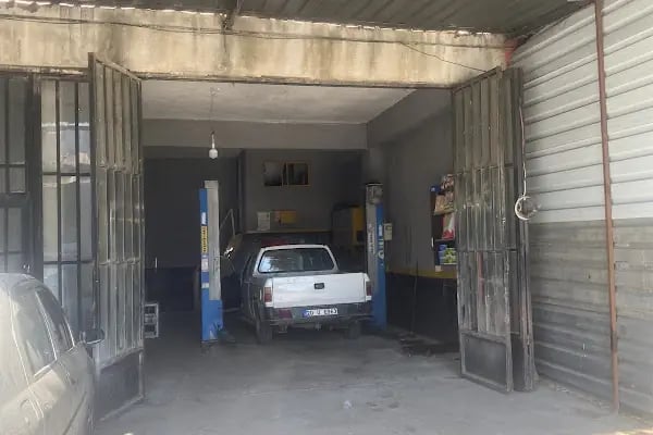 Emek Oto Tamir Bakım Servisi - Resim 1